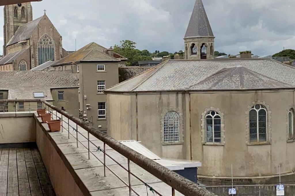 Vera'S Penthouse Wexford Exterior photo