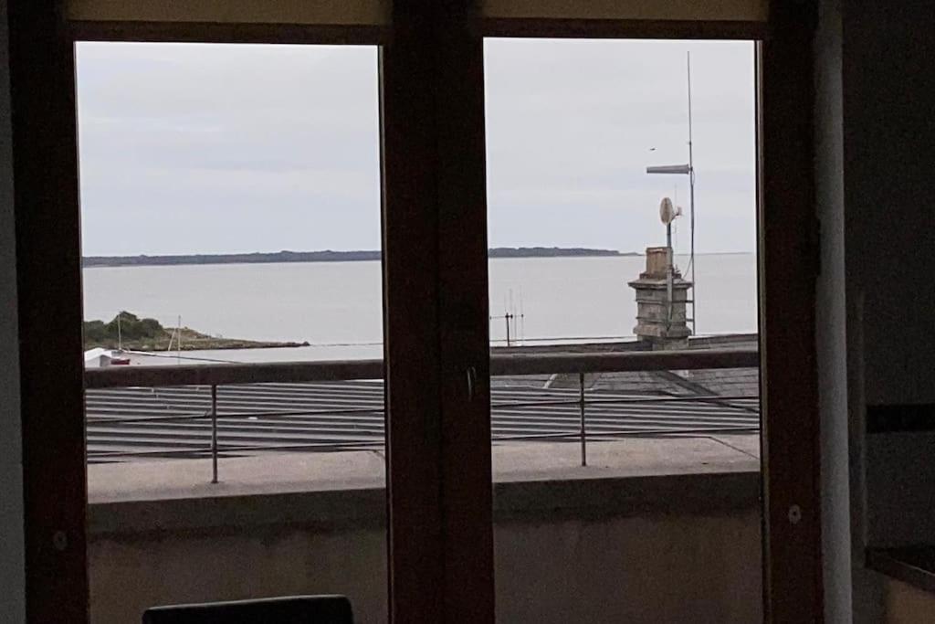 Vera'S Penthouse Wexford Exterior photo